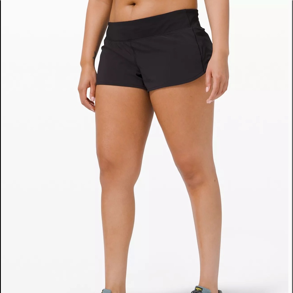 Lululemon Speed up Low Rise Short 2.5”